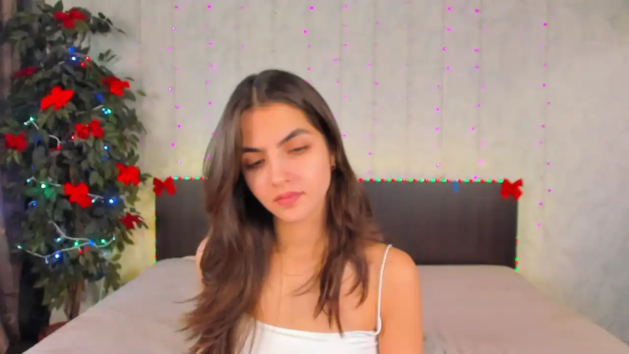 Milana_crystal_ – Stripchat Webcam Video – 2025-09-04 11:19:58