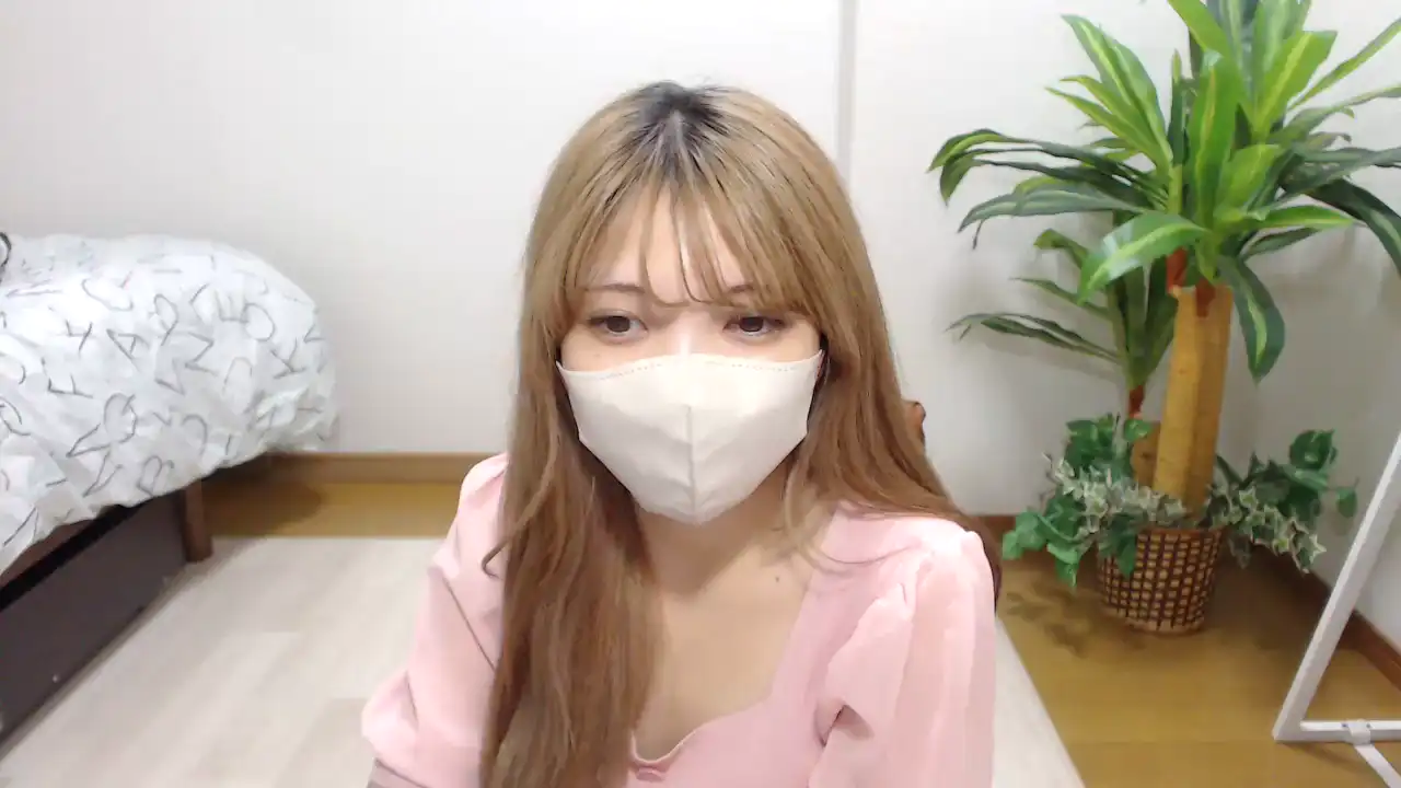 Yuatea – Sakuralive Webcam Video – 2025-11-05 01:21:11