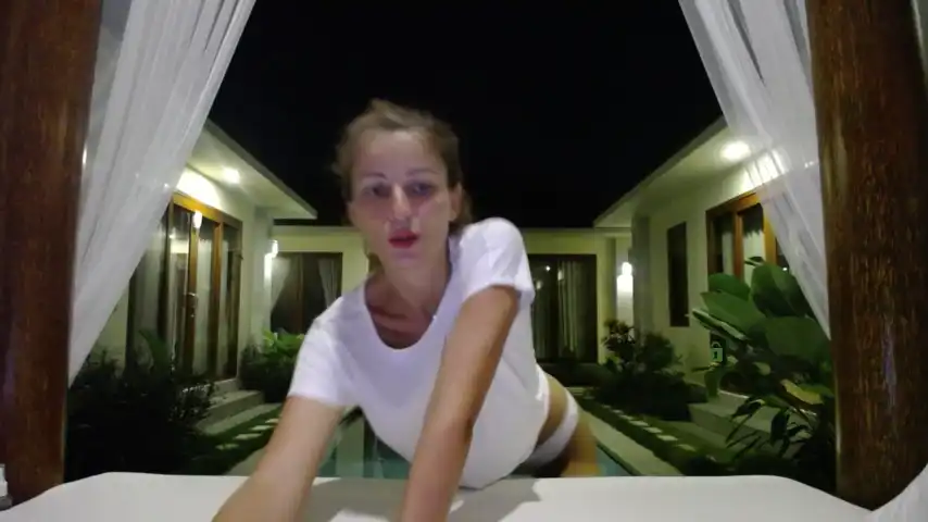Anna_shine_ – Chaturbate Webcam Video – 2026-03-29 06:06:48
