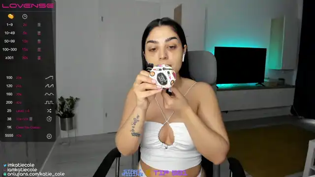Katie_cole – Myfreecams Webcam Video – 2026-06-17 13:38:07