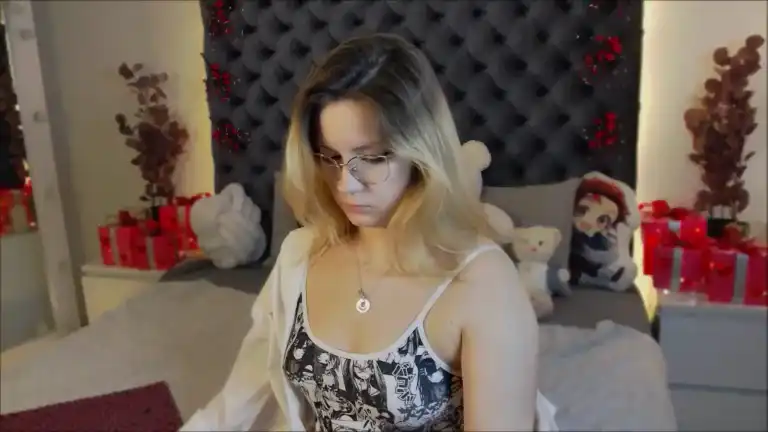 Briarre – Streamate Webcam Video – 2025-06-14 02:06:57