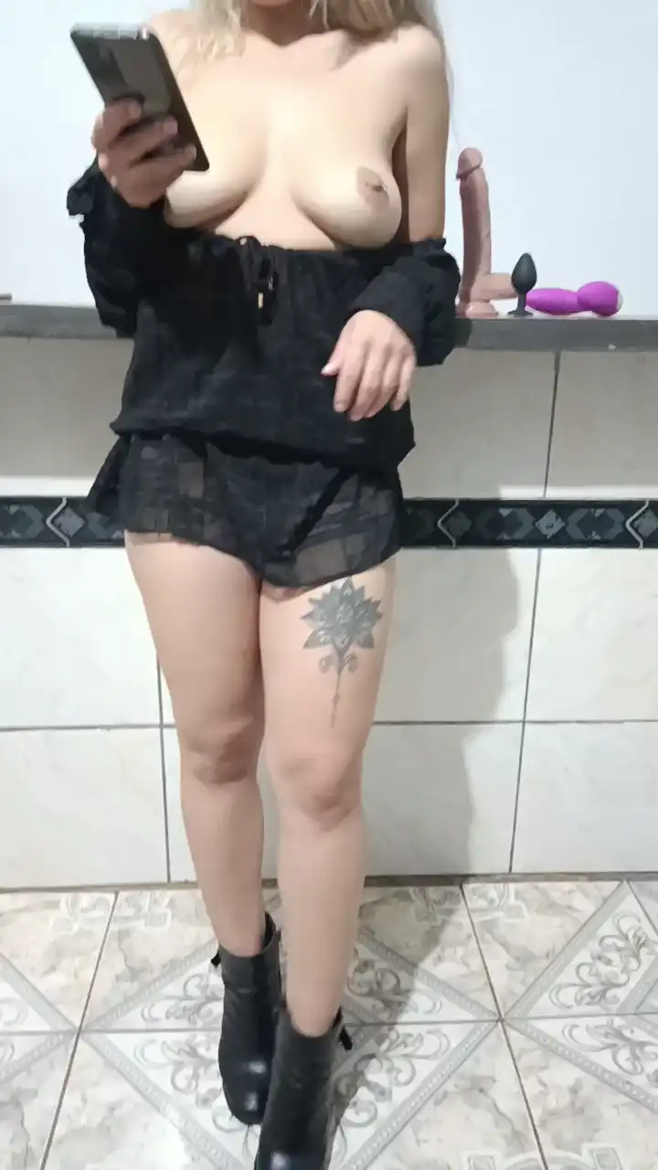 Casal_amador22 – Cam4 Webcam Video – 2025-03-07 09:55:34