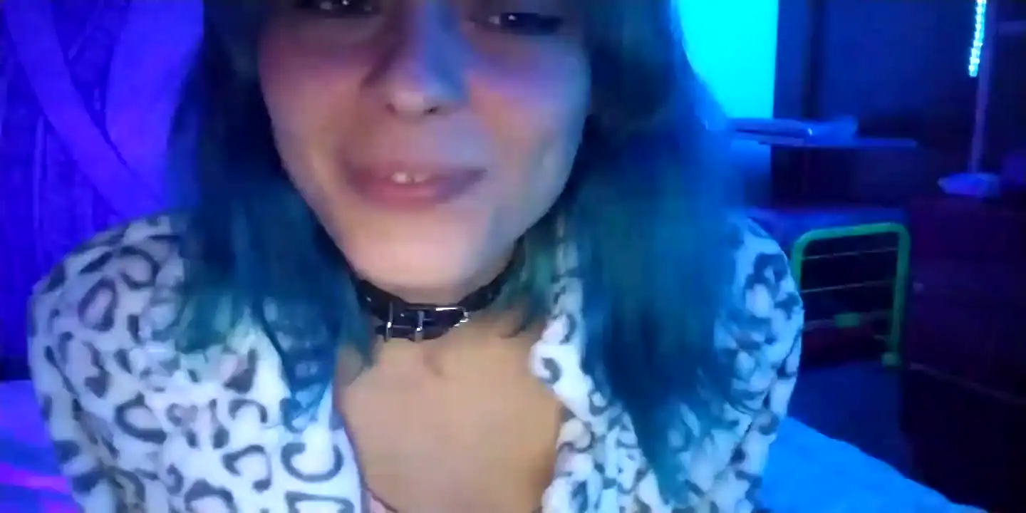 Liljinx_420 – Amateur.tv Webcam Video – 2025-12-22 11:10:26