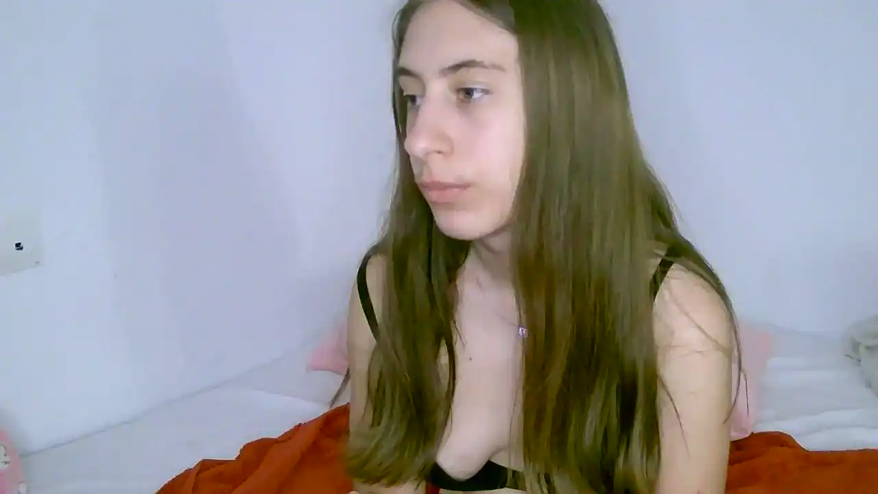Xcarolinalorcax – Amateur.tv Webcam Video – 2026-01-04 11:15:09