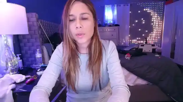 Cinnabuns – Myfreecams Webcam Video – 2026-05-21 18:30:22