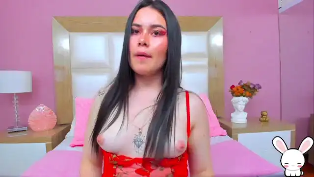 Linablade – Xlovecam Webcam Video – 2025-11-27 08:33:54