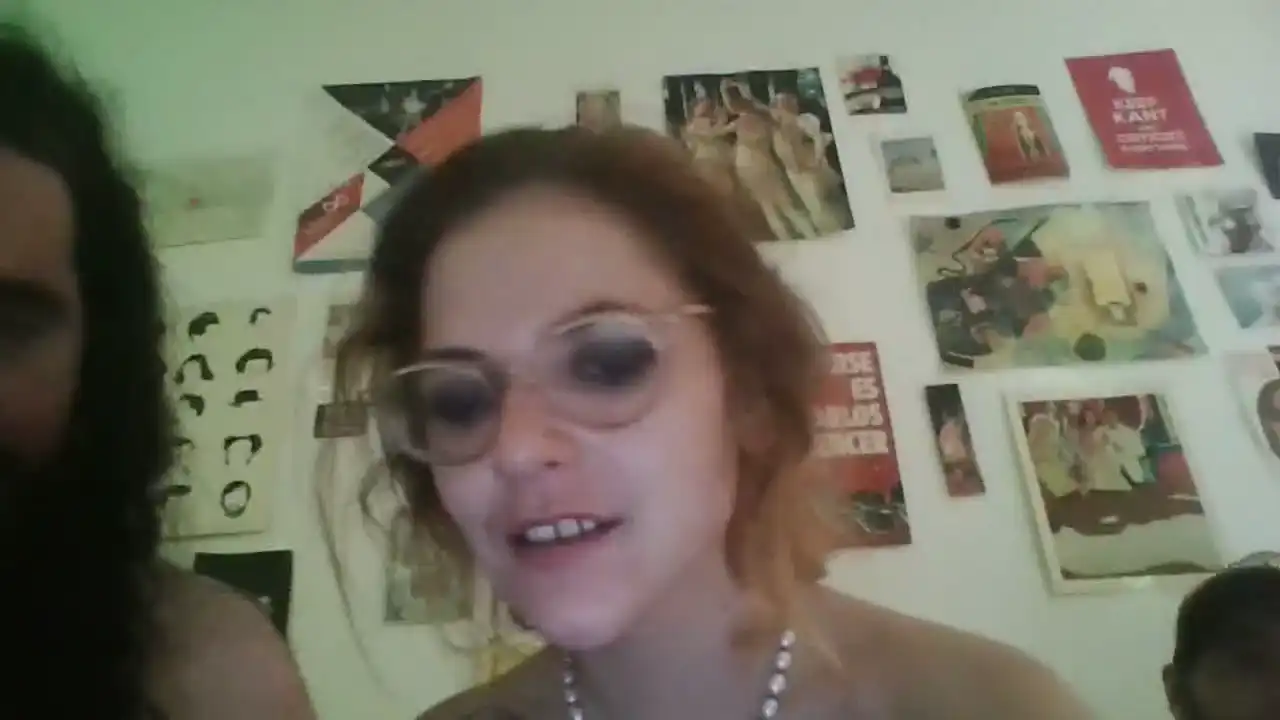 Fairyonacid – Amateur.tv Webcam Video – 2025-09-30 17:10:39