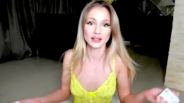Yveline – Myfreecams Webcam Video – 2025-10-01 01:49:12