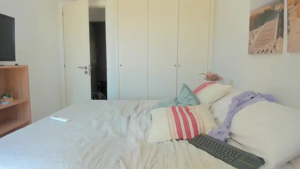Abrilh8 – Amateur.tv Webcam Video – 2025-12-31 18:01:57