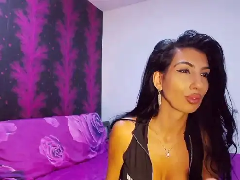 Brunettebabe69 – Xlovecam Webcam Video – 2025-09-18 06:25:18