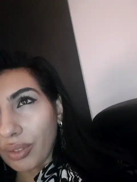 Brunettebabe69 – Xlovecam Webcam Video – 2025-09-05 11:40:36