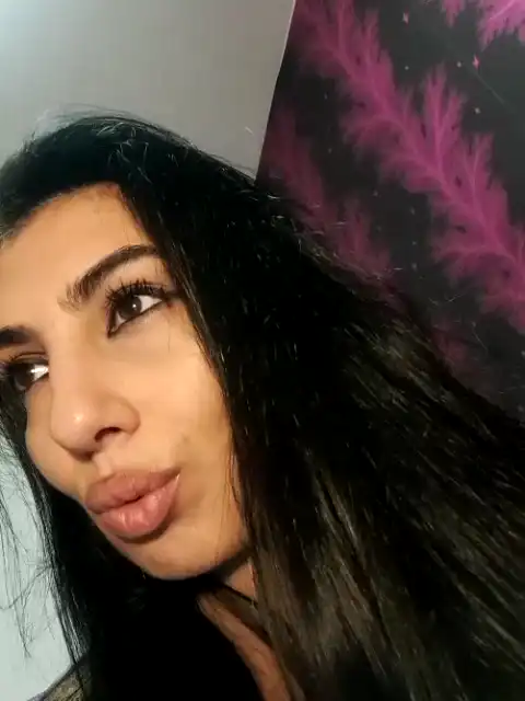 Brunettebabe69 – Xlovecam Webcam Video – 2025-10-18 18:31:27
