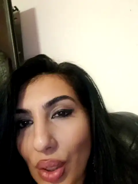 Brunettebabe69 – Xlovecam Webcam Video – 2025-09-04 11:27:43