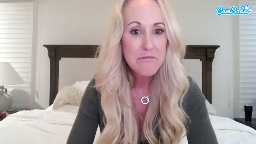 Brandi-love – Camsoda Webcam Video – 2026-01-01 22:25:55