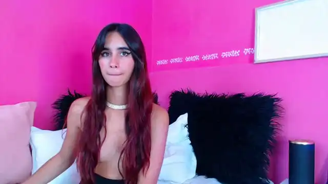 Camilabroks – Xlovecam Webcam Video – 2026-05-27 12:38:33