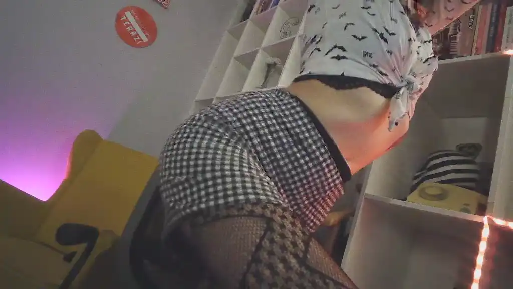 Come_to_me – Showup Webcam Video – 2025-07-18 23:44:00