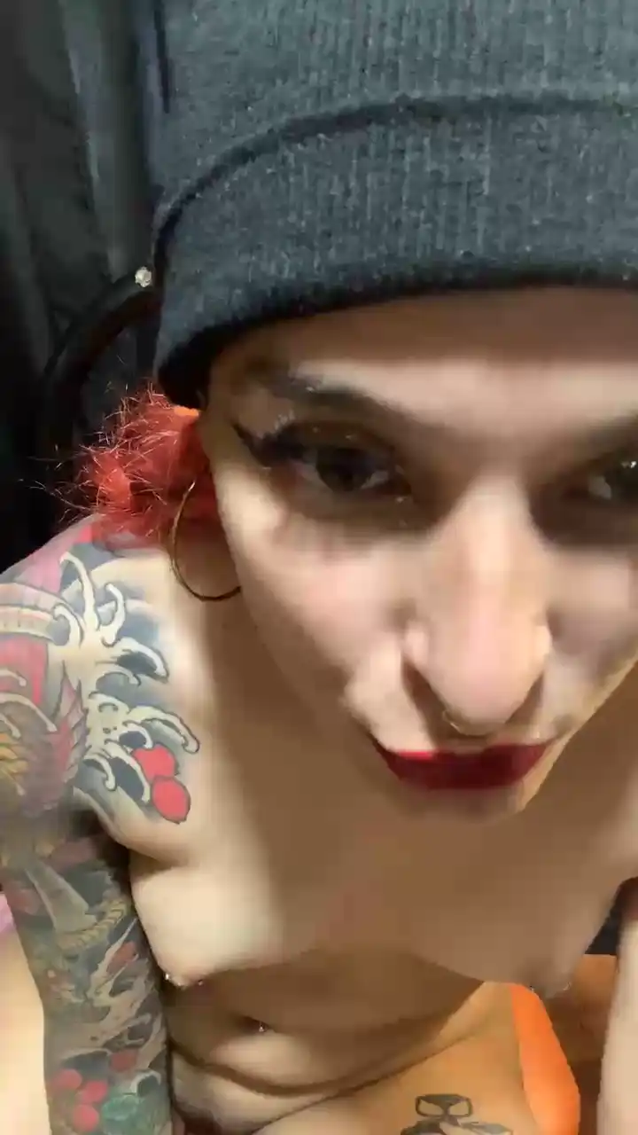 Emmablackk – Cam4 Webcam Video – 2025-08-23 05:13:35
