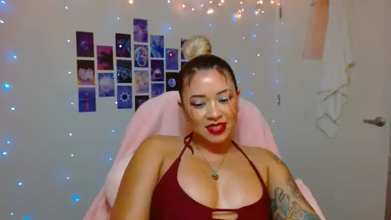 Alohaannatalia – Streamate Webcam Video – 2025-11-23 02:30:39