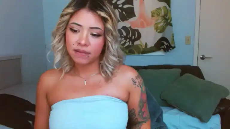 Alohaannatalia – Streamate Webcam Video – 2026-07-12 03:04:40