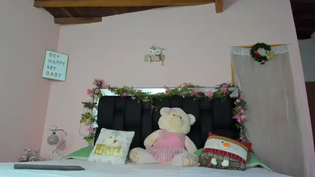 Baby_sweet01 – Myfreecams Webcam Video – 2025-11-13 03:05:22
