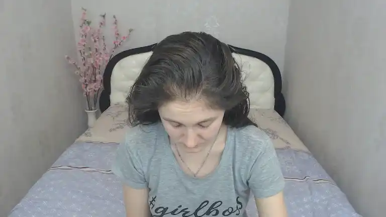 Holliyms – Streamate Webcam Video – 2025-11-12 21:08:20