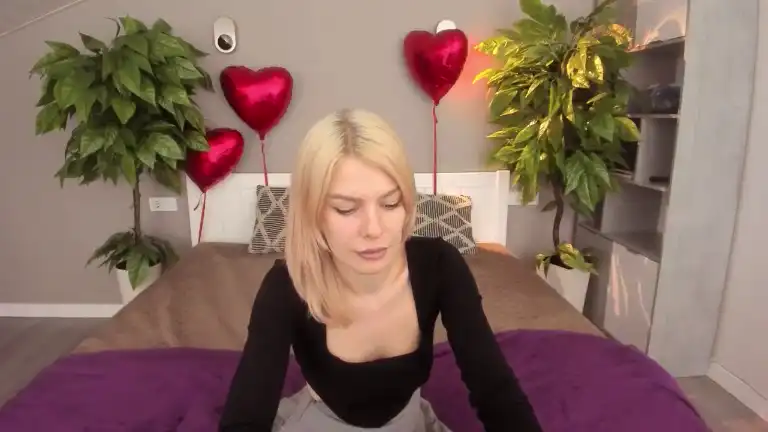 Lavishlady – Streamate Webcam Video – 2025-11-11 12:24:40