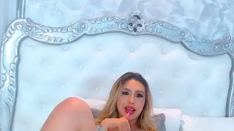 Samantha-dumont – Flirt4free Webcam Video – 2025-11-17 23:18:21