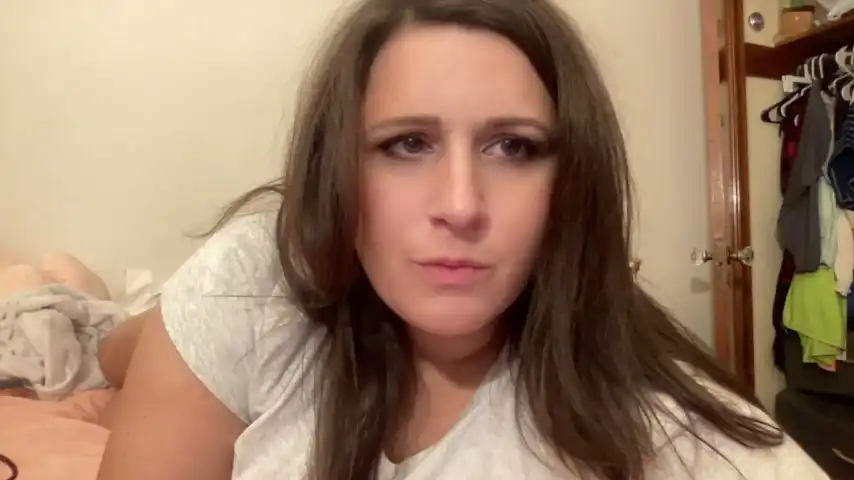 Maddiliz – Stripchat Webcam Video – 2025-11-19 09:35:20
