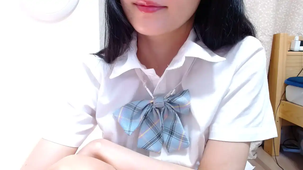 Yuritigusa – Sakuralive Webcam Video – 2026-06-27 15:35:36