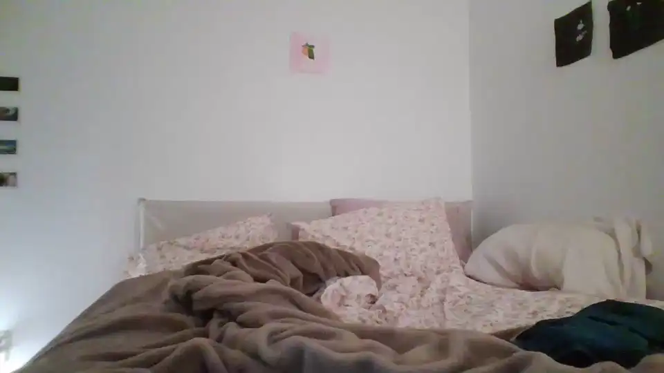 Bellaryderr – Chaturbate Webcam Video – 2025-10-28 09:20:37