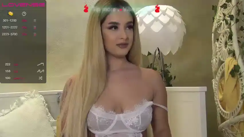 Evierose – Bongacams Webcam Video – 2025-11-23 23:41:49