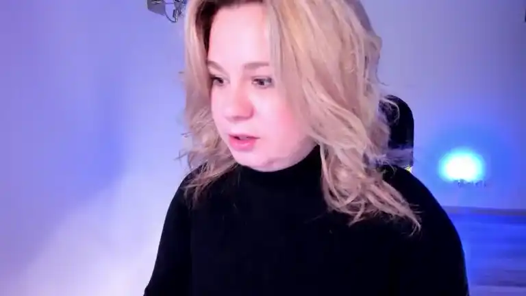 Lollyvip – Streamate Webcam Video – 2025-11-19 06:24:46