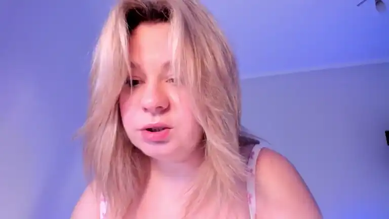 Lollyvip – Streamate Webcam Video – 2025-12-19 16:07:26
