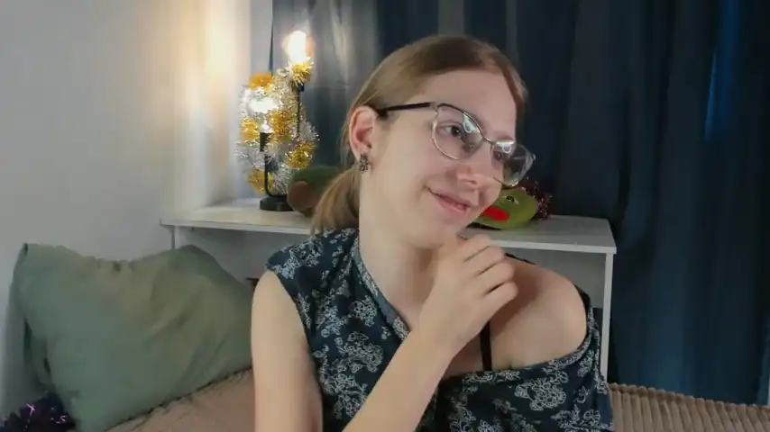 Veronaglascock – Stripchat Webcam Video – 2025-12-30 14:51:56