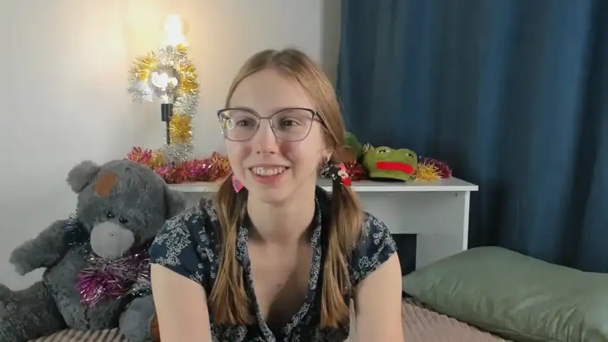 Veronaglascock – Stripchat Webcam Video – 2025-10-22 22:55:45