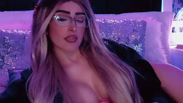 Skye-rhodes – Flirt4free Webcam Video – 2025-12-19 03:39:43