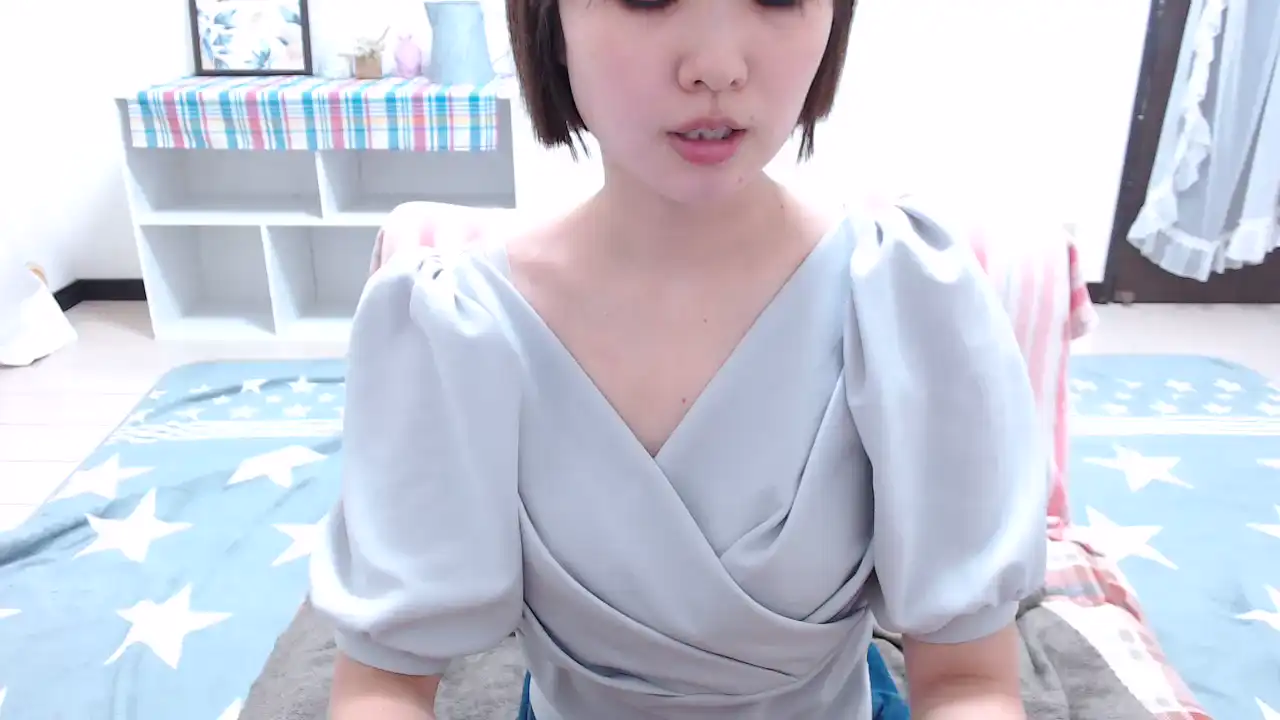 Yumiccm – Sakuralive Webcam Video – 2026-07-27 10:00:54