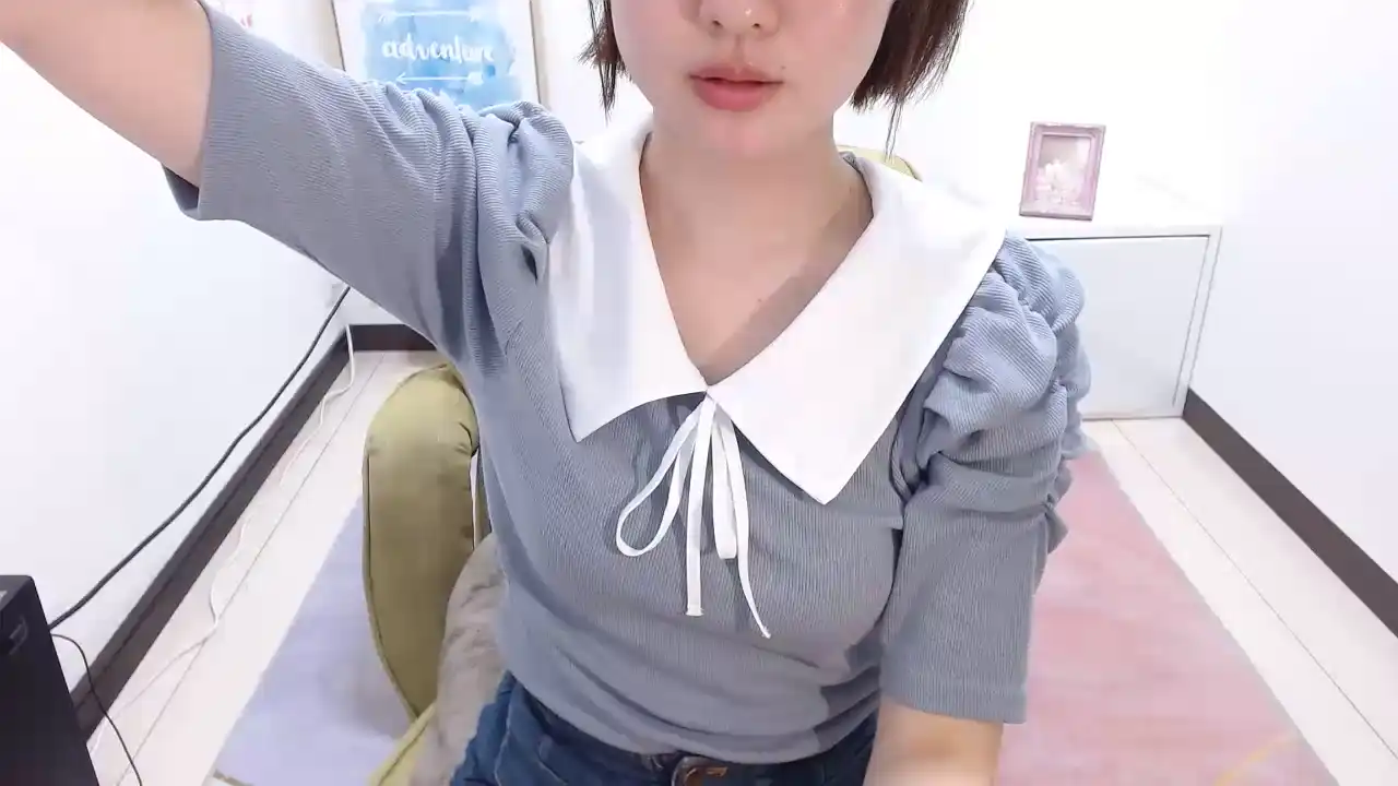 Yumiccm – Sakuralive Webcam Video – 2026-05-13 22:35:48