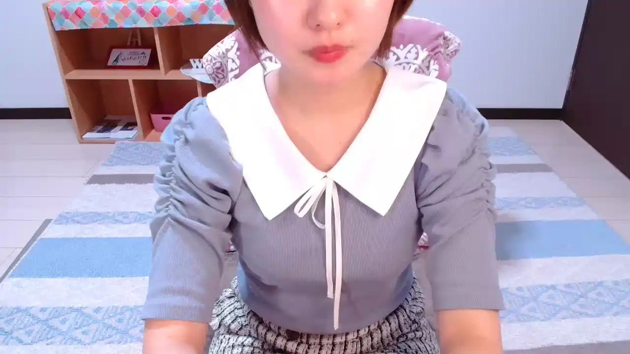 Yumiccm – Sakuralive Webcam Video – 2025-12-08 14:22:24