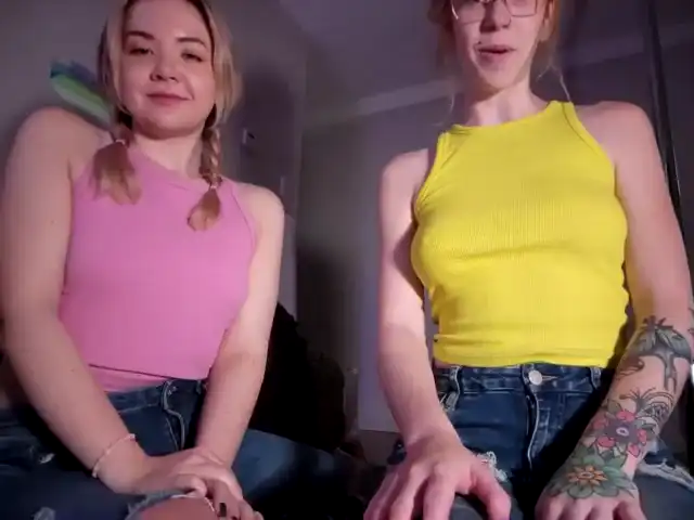 2canadiangirls – Stripchat Webcam Video – 2025-10-27 12:40:07