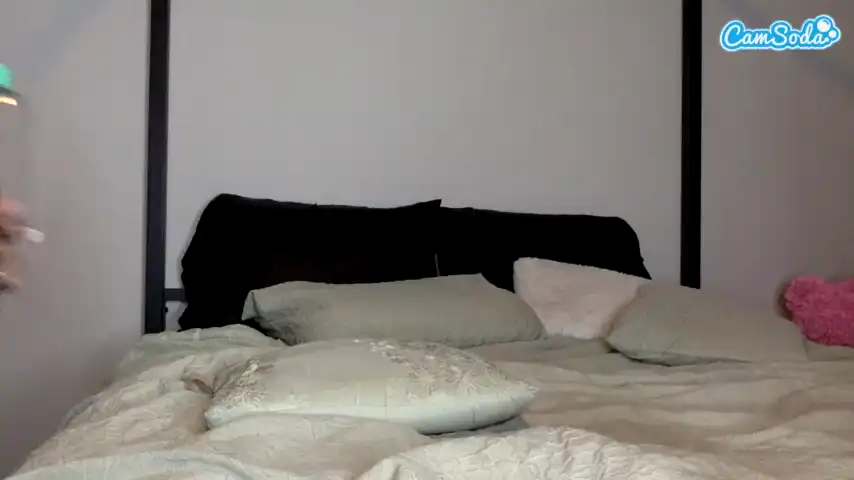 Theiconicone – Camsoda Webcam Video – 2026-04-06 12:14:14