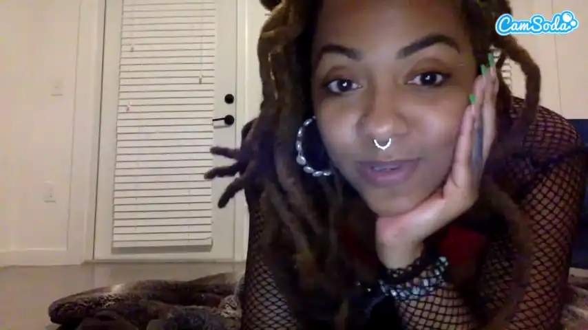 Theiconicone – Camsoda Webcam Video – 2026-05-27 11:40:23