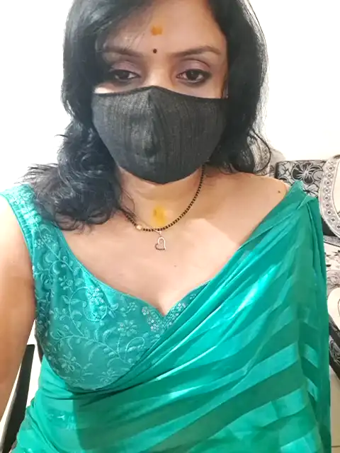 Khushikhushi – Stripchat Webcam Video – 2026-02-15 06:52:13
