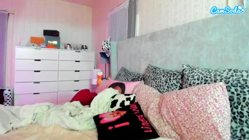 Mileenakane – Camsoda Webcam Video – 2026-05-13 23:40:19