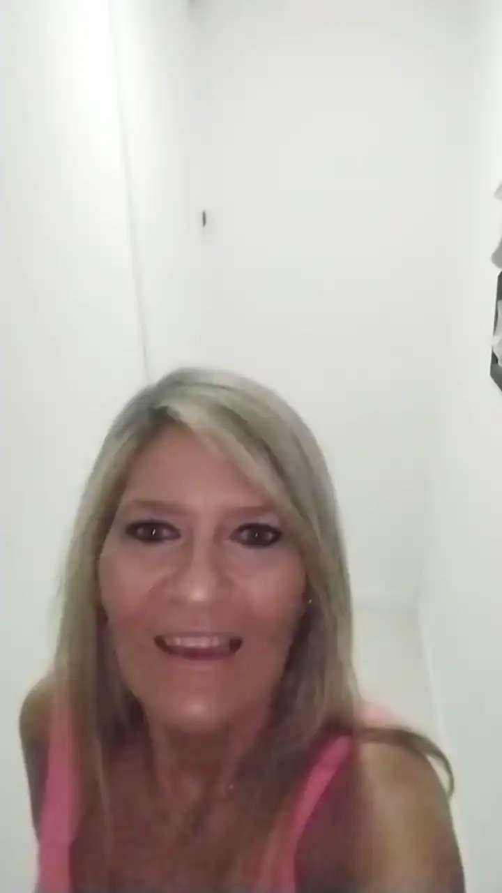 Dulcerubiax – Cam4 Webcam Video – 2026-07-17 05:31:26