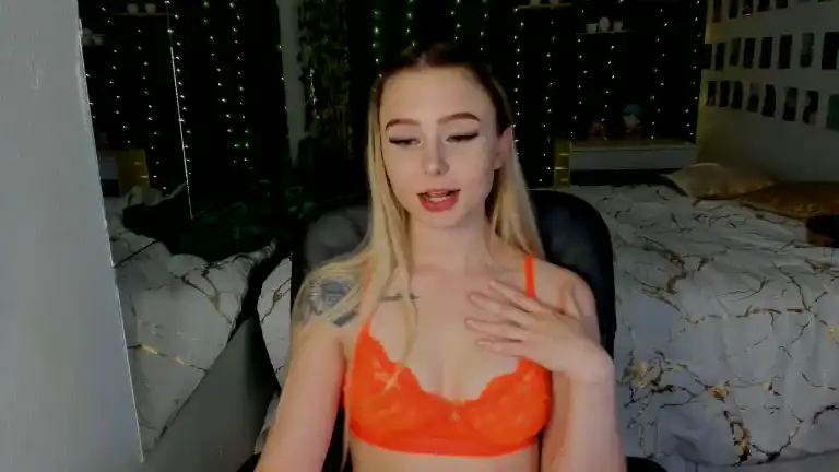 Lillybrooks – Streamate Webcam Video – 2026-07-05 11:16:42