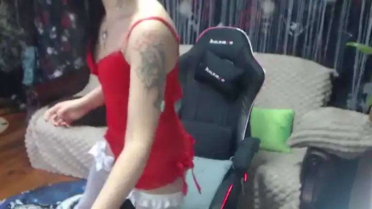 Redkiki – Streamate Webcam Video – 2026-06-12 00:21:50
