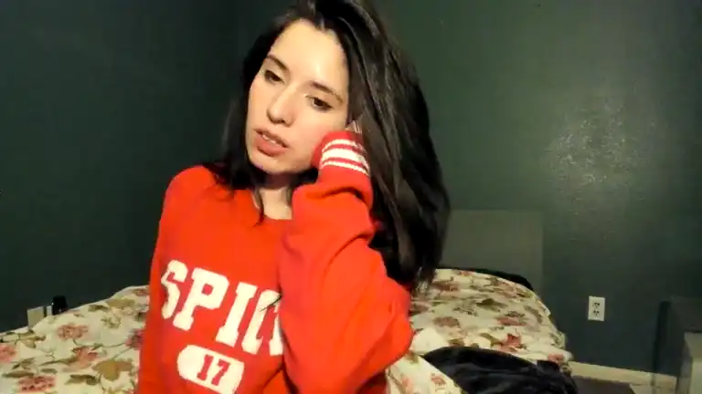 Satinerouge – Streamate Webcam Video – 2026-03-04 12:54:56