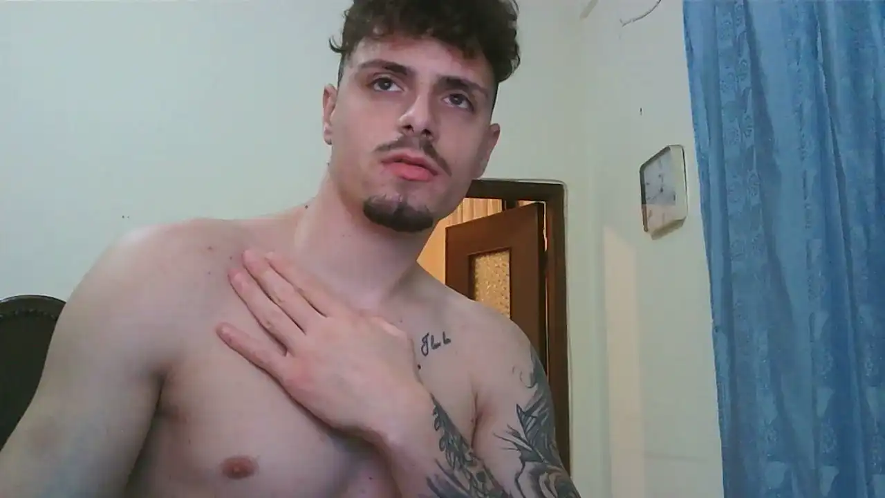 Showforyou7 – Cam4 Webcam Video – 2026-01-08 23:14:37
