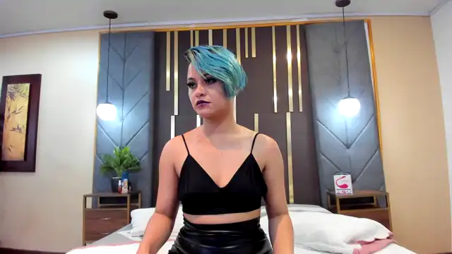 Cassiejones – Xlovecam Webcam Video – 2026-04-13 15:47:55